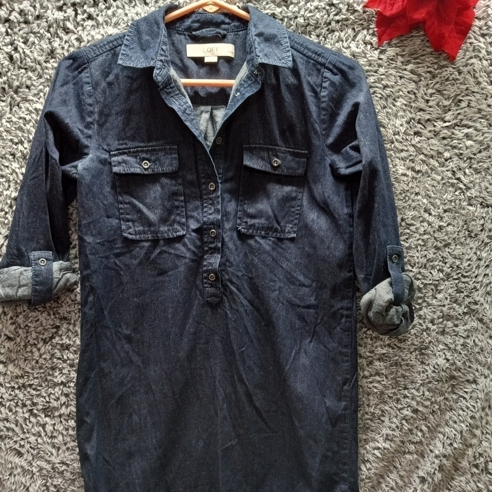 Women’s Denim Loft Blouse Size XXSP in Excellent Used Condition